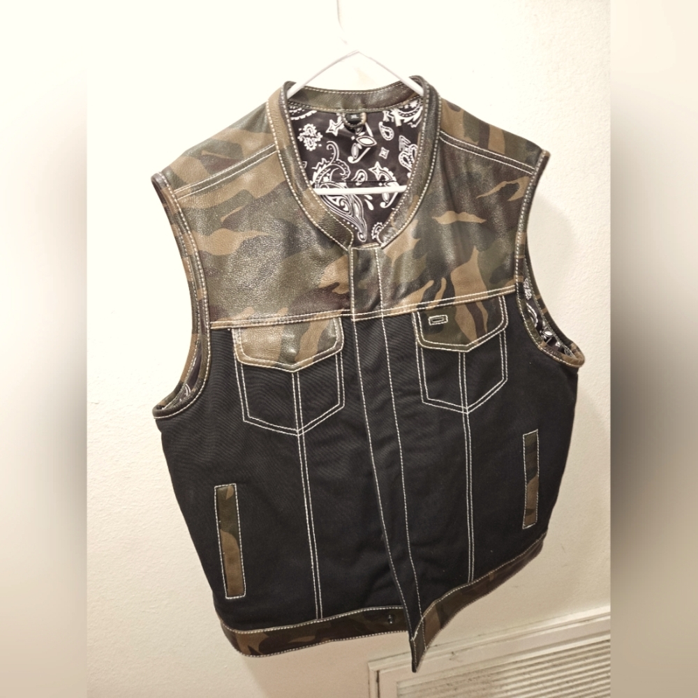 Riding vest, men's, camouflage trim.